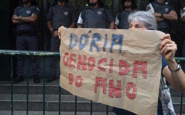 Protesto contra Doria, "genocida do ano", após massacre em Paraisópolis