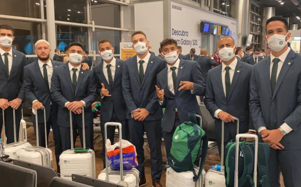 Delegação do Palmeiras chega em Doha, no Catar