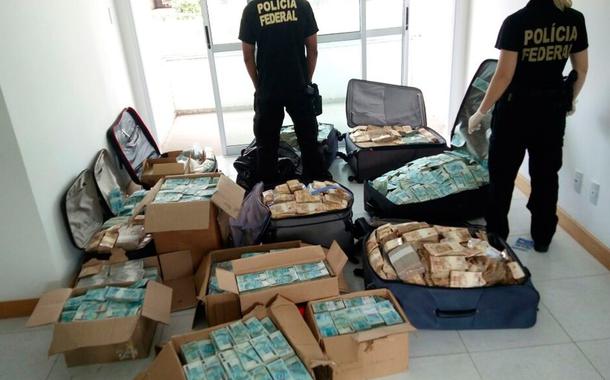 Malas de dinheiro no apartamento de Geddel