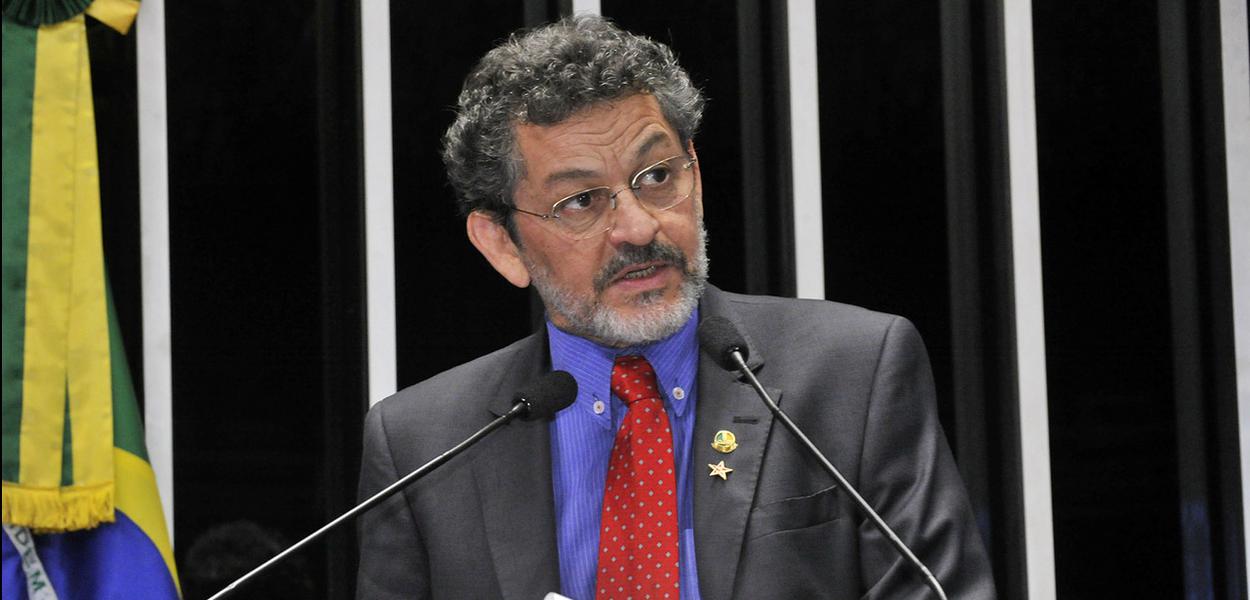 O senador Paulo Rocha (PT-PA)