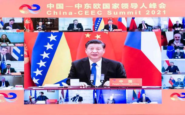 Xi Jinping preside a Cúpula China-CEEC