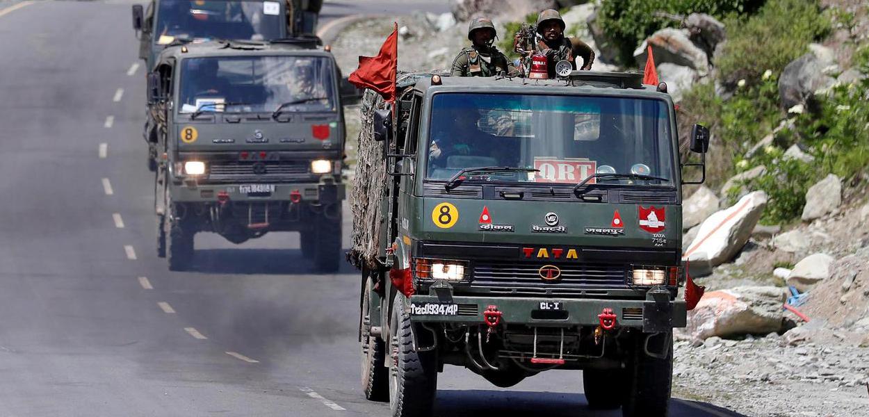 A China e a Índia tentam marcar território na região de Ladakh
