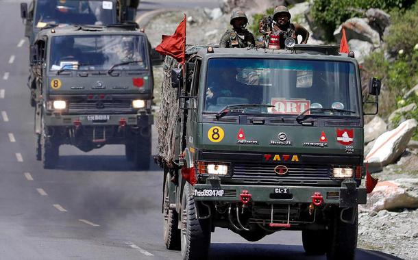 A China e a Índia tentam marcar território na região de Ladakh