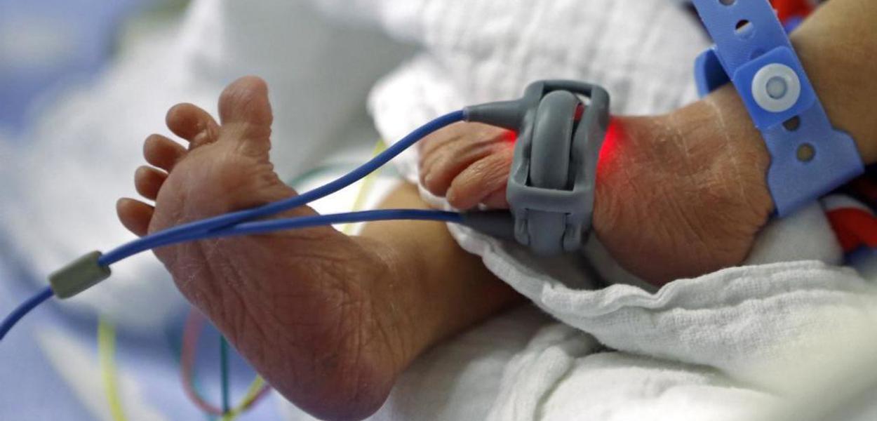 Bebê recém-nascido