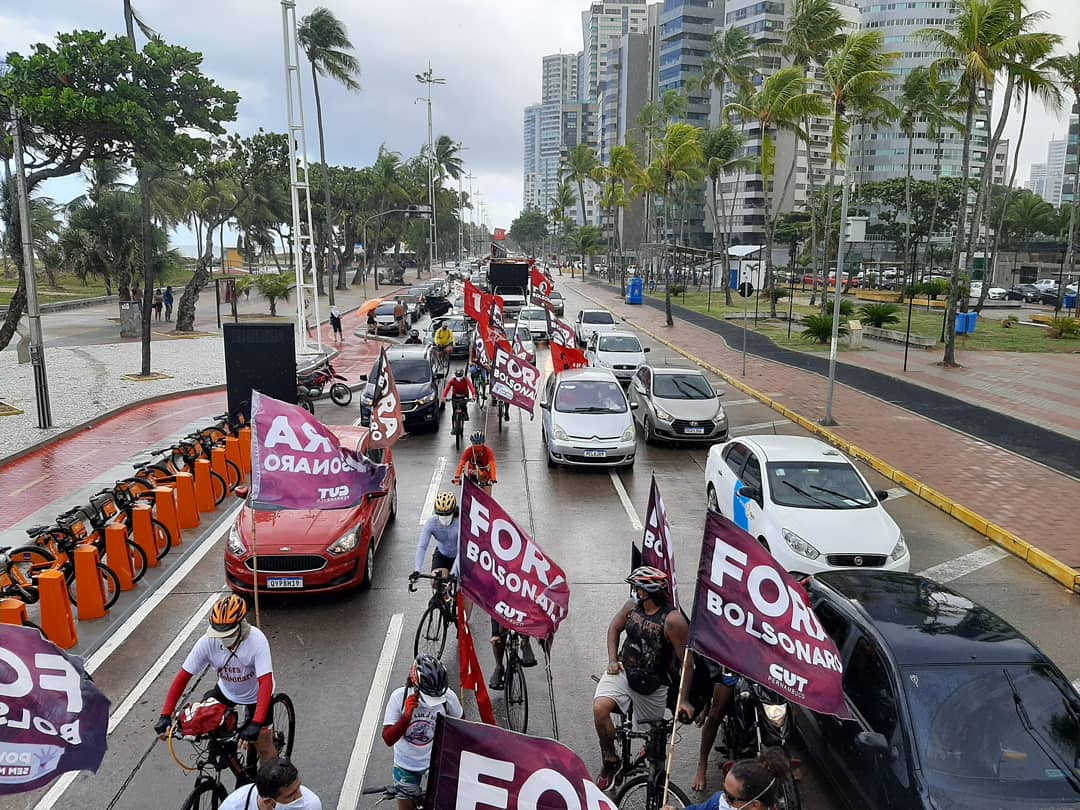 Protesto pede Fora Bolsonaro