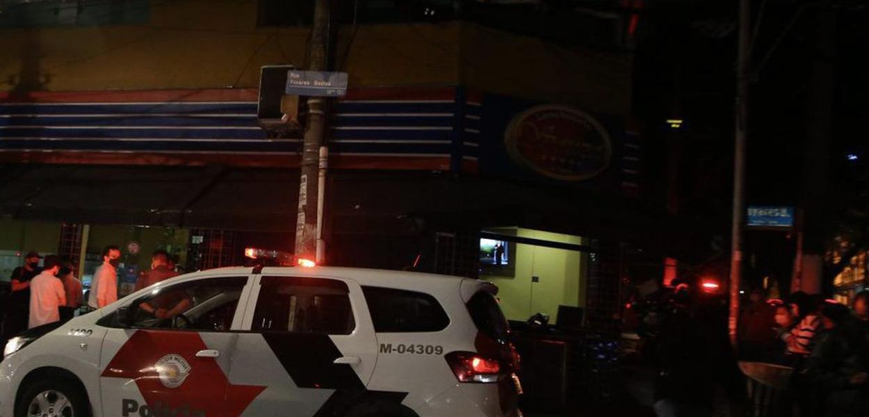 A restrição de circulação se aplica a qualquer atividade não essencial