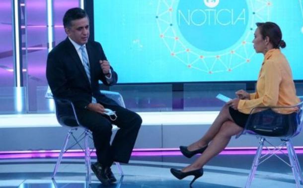 Sacha Llorenti em entrevista à Telesul