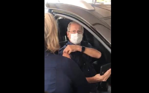 Dirceu e vacinado contra Covid-19
