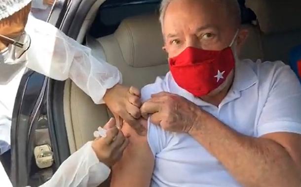 Lula toma vacina