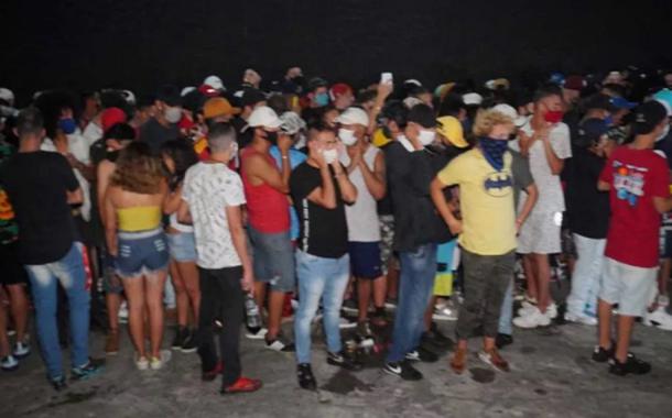 Festa clandestina em SP