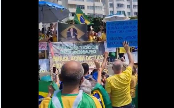 Bolsonaristas saem ás ruas