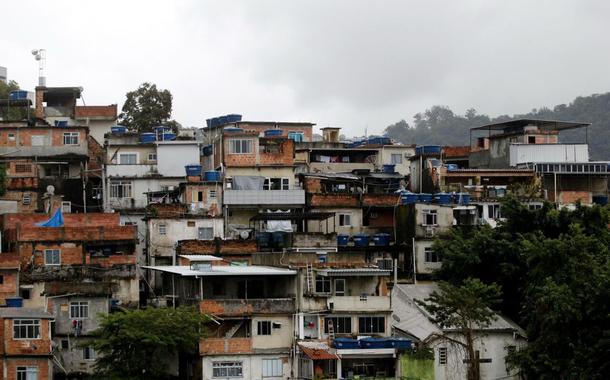 Maioria das pessoas que moram em favelas dependem de doações para se alimentar