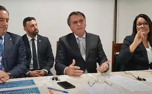 Jair Bolsonaro e o presidente da Caixa, Pedro Guimarães
