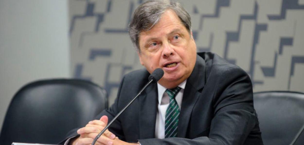 embaixador-brasil-frança-luis-fernando-serra