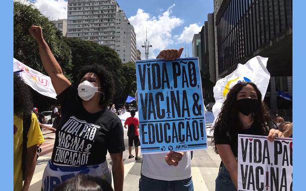 Protesto dos estudantes na Avenida Paulista