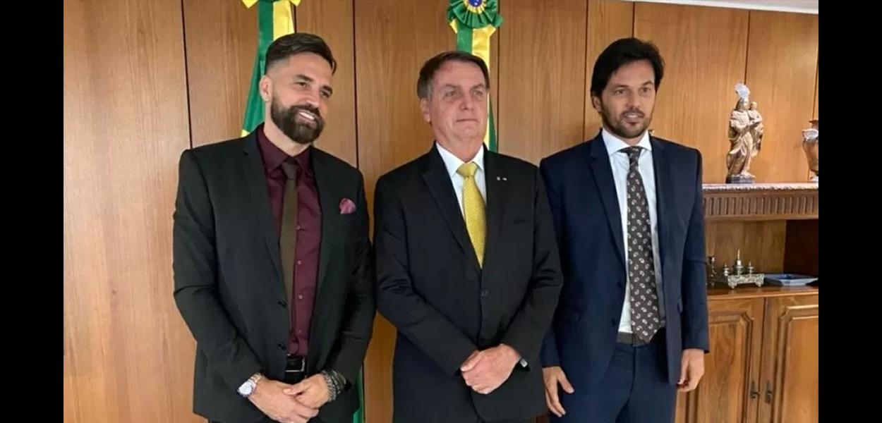 Latino, Jair Bolsonaro e Fábio Faria