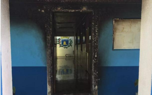 Prefeitura de Ribeirão Branco incendiada