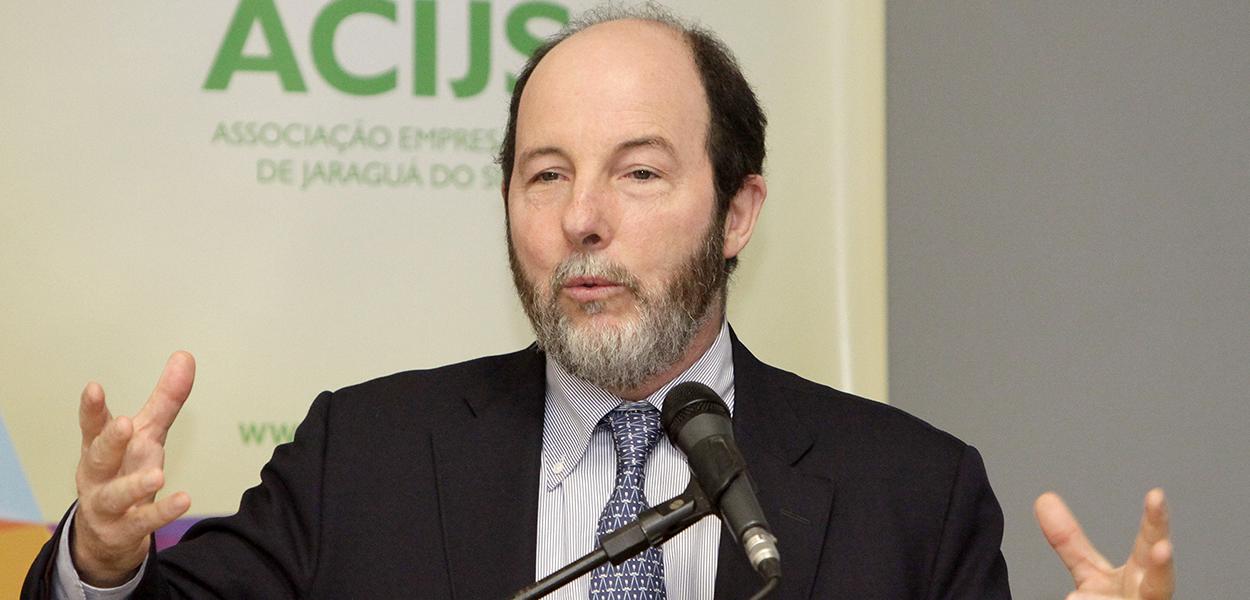 Armínio Fraga já aceitou o convite para se reunir com Lula