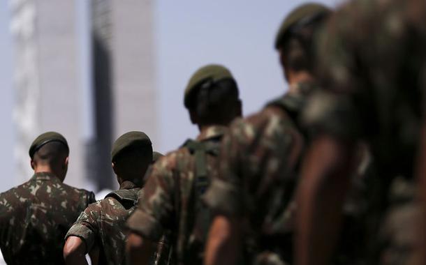  Preparativos finais para o desfile de 7 de Setembro, na Esplanada dos Minist鲩os.