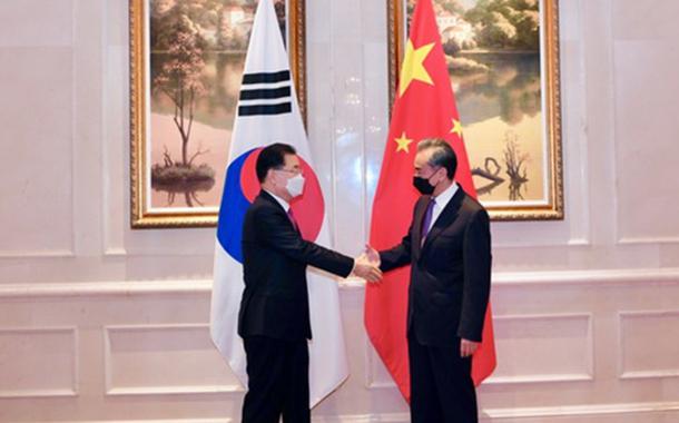 Os chanceleres da Coreia do Sul e China