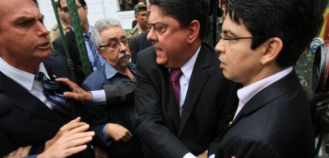 Bolsonaro e Randolfe Rodrigues
