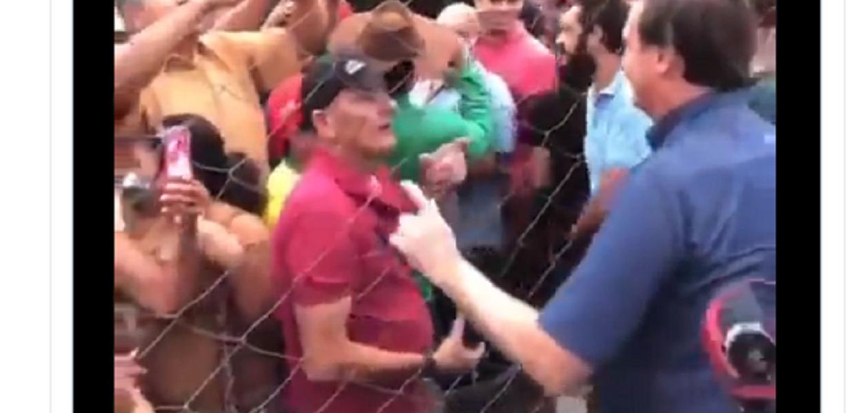 Bolsonaro promove aglomeração