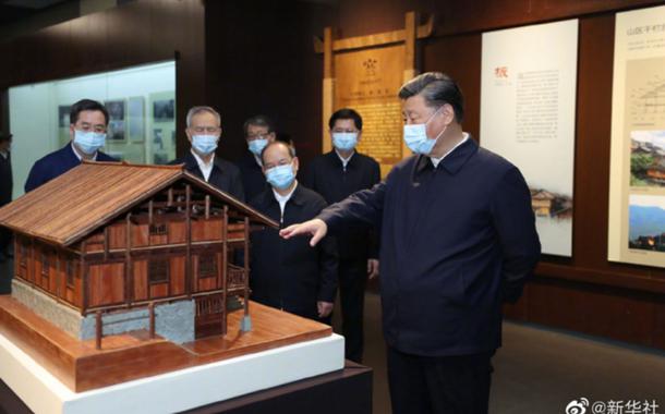 Xi em visita a etnias
