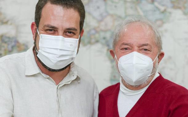 Ex-presidente Lula se reúne em São Paulo com o líder do MTST Guilherme Boulos