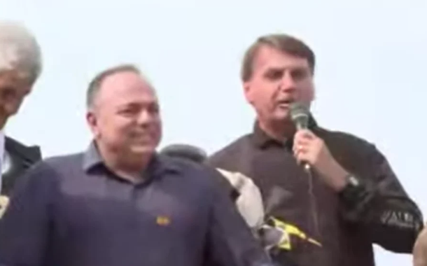 Eduardo Pazuello e Jair Bolsonaro