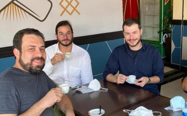 Guilherme Boulos, Túlio Gadêlha, Juliano Medeiros e Dani Portela