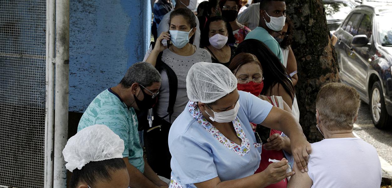 Vacinação contra Covid-19 em São Gonçalo, Rio de Janeiro