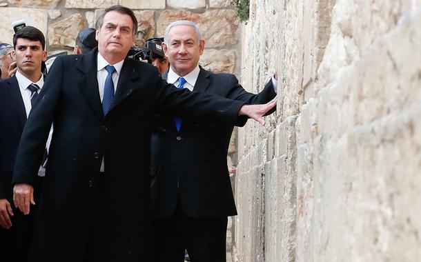 Jair Bolsonaro e Benjamin Netanyahu, durante visita ao Muro das Lamentações