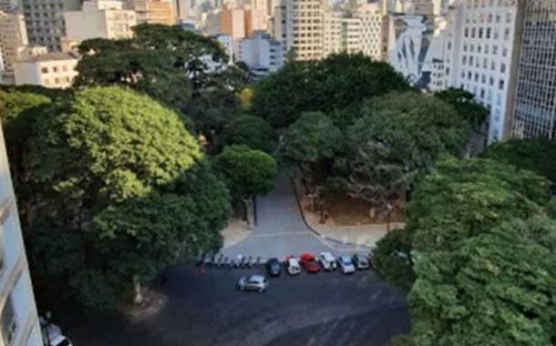 Com filha de 6 anos no colo, pai pula do 17º andar de hotel em SP