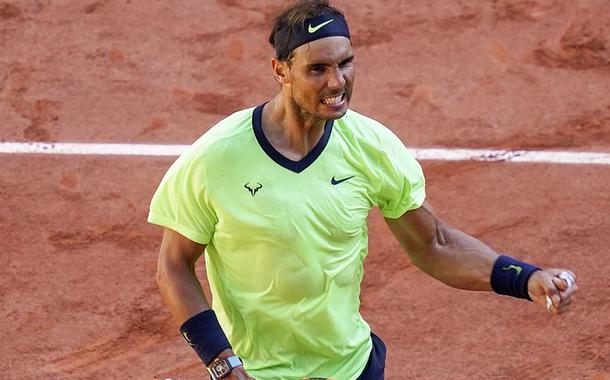 Nadal vence na estreia em Roland Garros