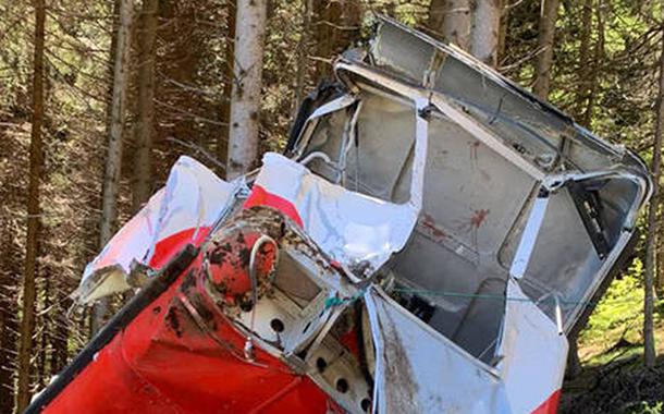 Cabine de teleférico onde 14 morreram na Itália