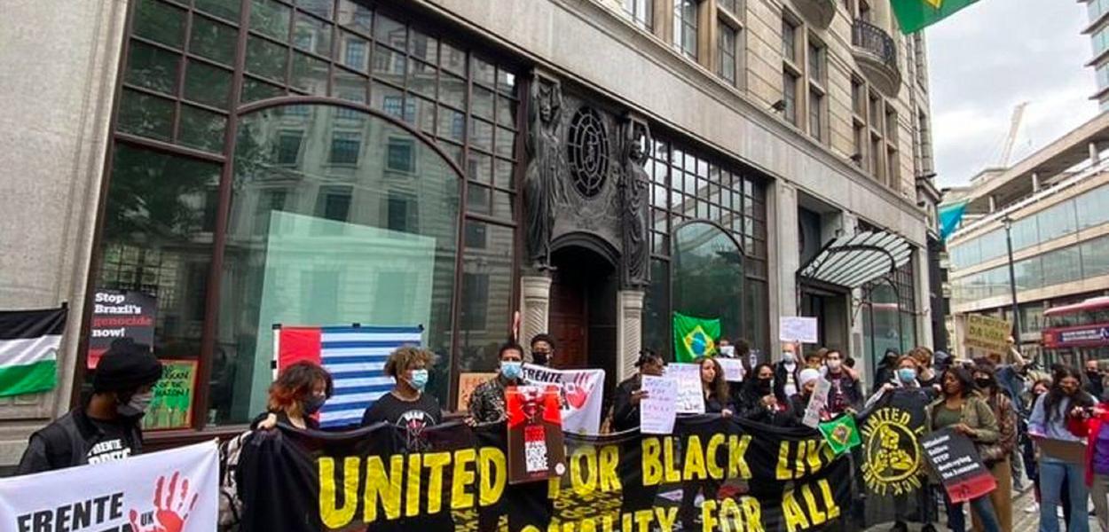 Ato em Londres pelo Fora Bolsonaro