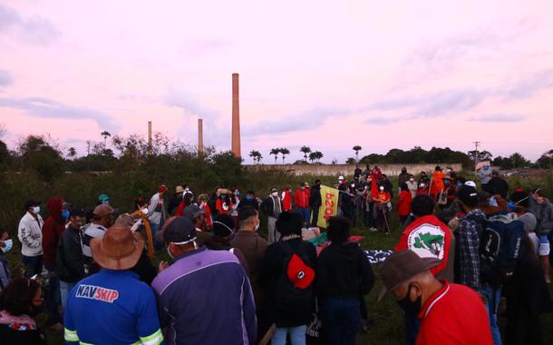 Famílias Sem Terra ocupam fazenda do Complexo Cambahyba