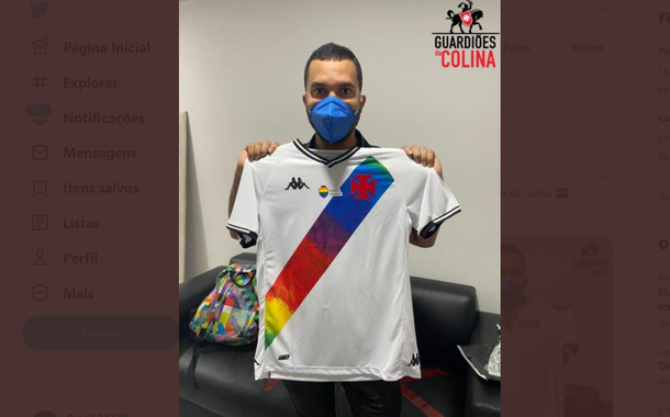 Gil do Vigor com camisa do Vasco pela diversidade