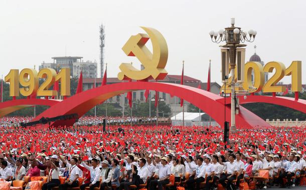 Evento de 100 anos de fundação do Partido Comunista da China reúne milhares de participantes em Pequim