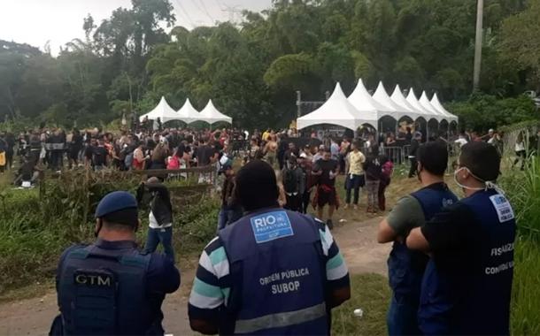 Festa clandestina em Jacarépaguá é encerrada por agentes de fiscalização da Prefeitura do Rio