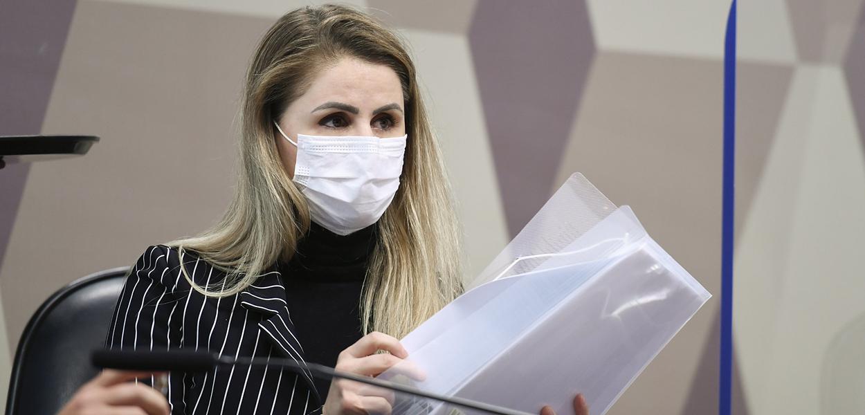 Francieli Fantinato na CPI da Covid no Senado