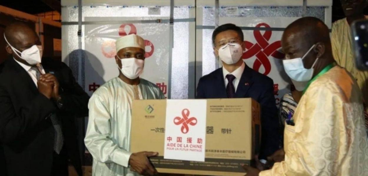 China fornece vacinas a países em desenvolvimento