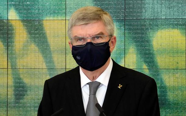 Presidente do Comitê Olímpico Internacional (COI), Thomas Bach, durante visita a Hiroshima, no Japão
16/07/2021 Eugene Hoshiko/Pool via REUTERS