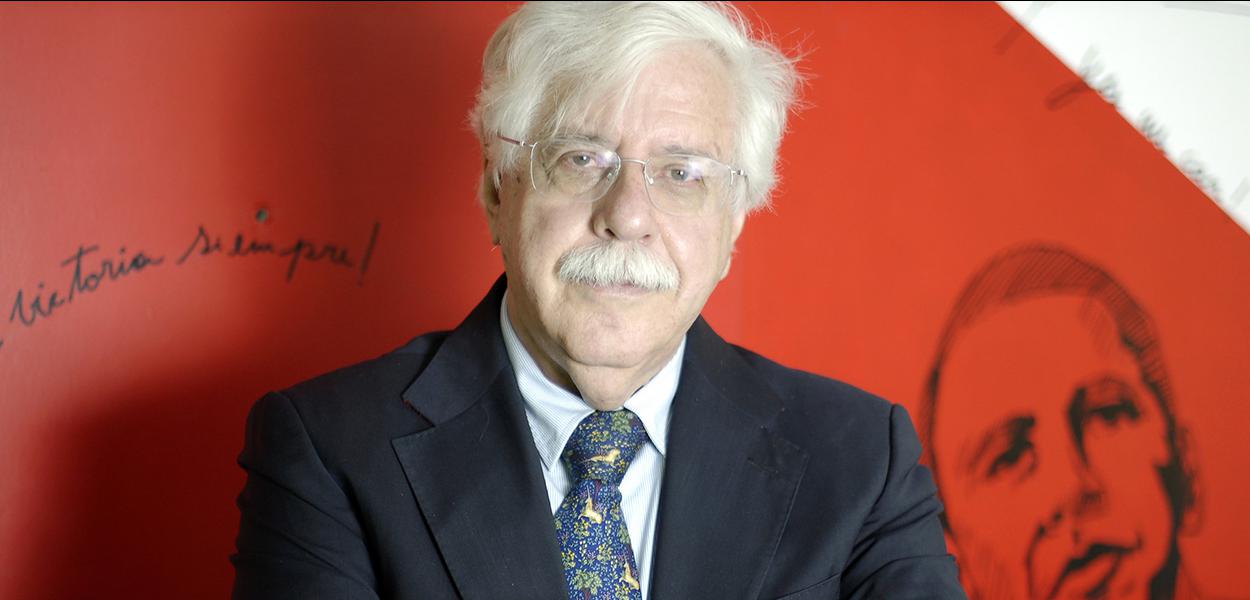 Professor de Ética e Filosofia da Unicamp Roberto Romano