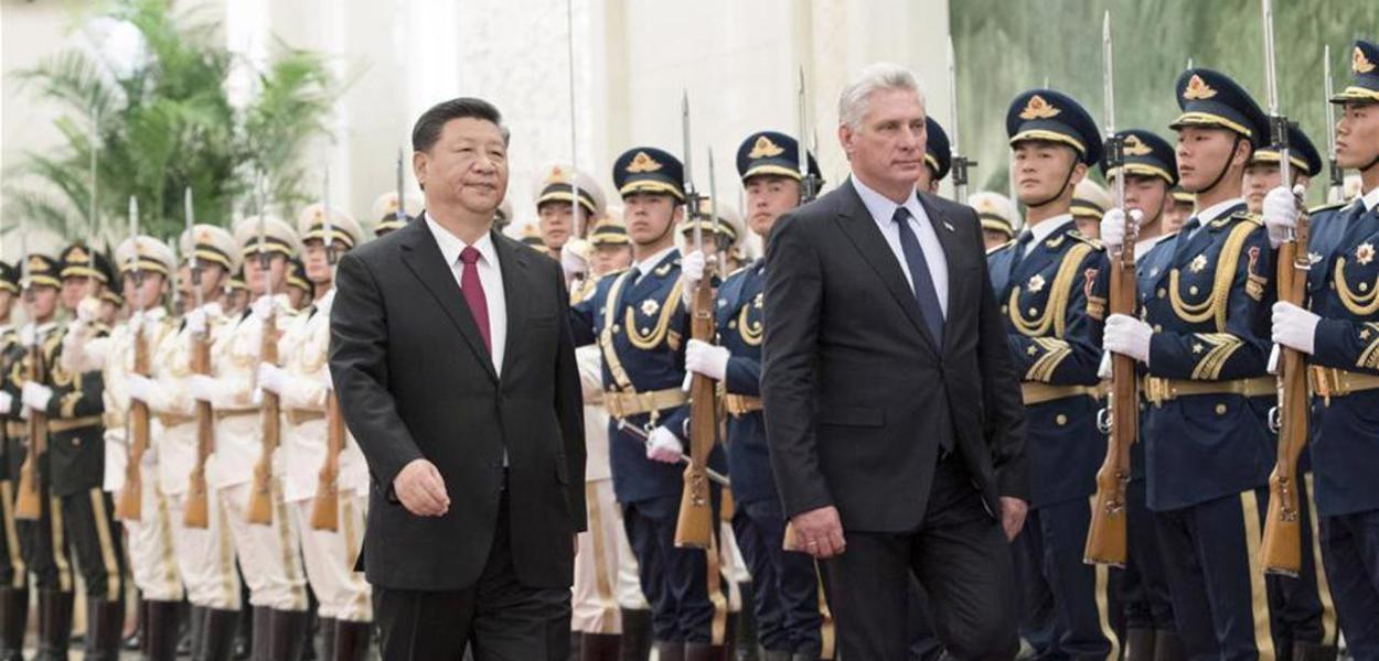 Xi Jinping e Díaz-Canel