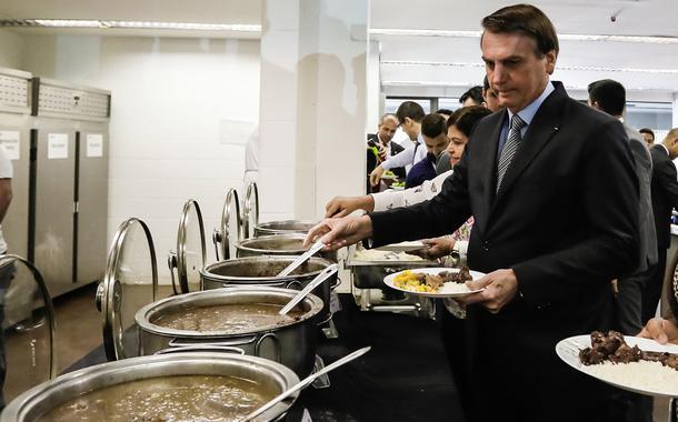 Jair Bolsonaro durante almoço no Restaurante Serviço - Sesi Presidência da República