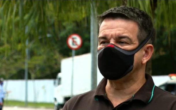 André José de Oliveira ocupa o cargo de assistente I na Secretaria Municipal de Ação Comunitária, se assume como funcionário fantasma da Prefeitura do Rio