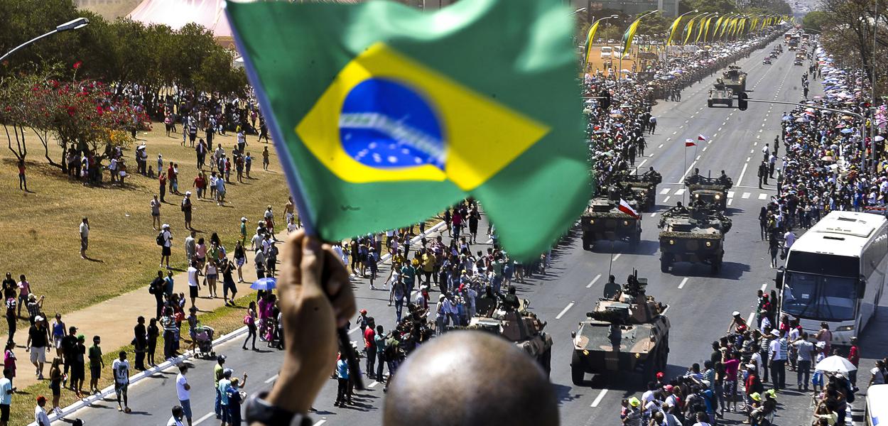 Desfile cívico-militar do 7 de setembro, na Esplanada dos Ministérios, em Brasília.