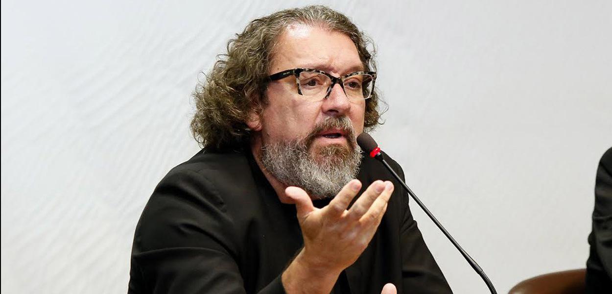 Advogado Antonio Carlos de Almeida Castro