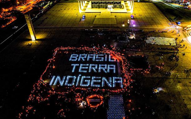 Acampamento pela Vida dos povos indígenas em Brasília